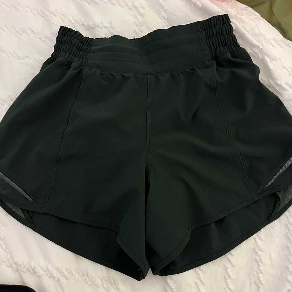 Lululemon Hotty Hot Shorts - Legacy Green